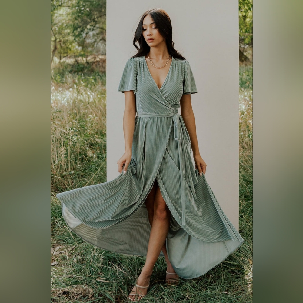 Ribbed Velvet Andi Wrap Dress in Sage